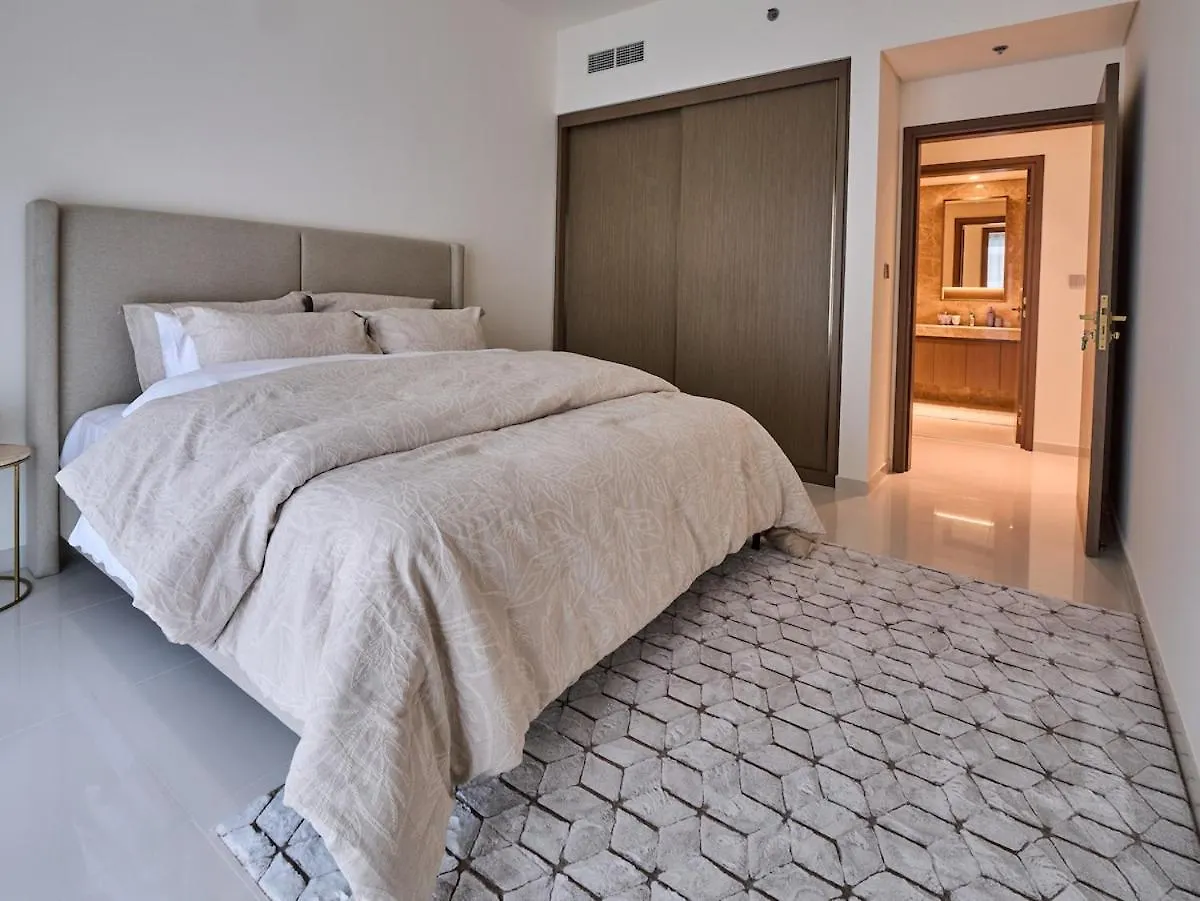 Apartment Utra Lux Large 1 Bedroom With Sunset Views And Private Beach
