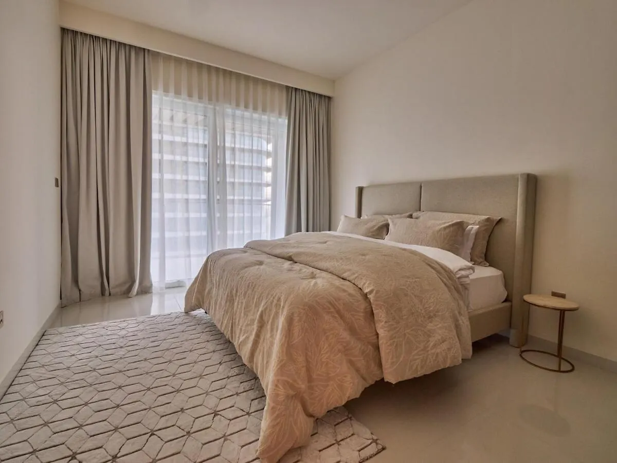 Apartment Utra Lux Large 1 Bedroom With Sunset Views And Private Beach United Arab Emirates