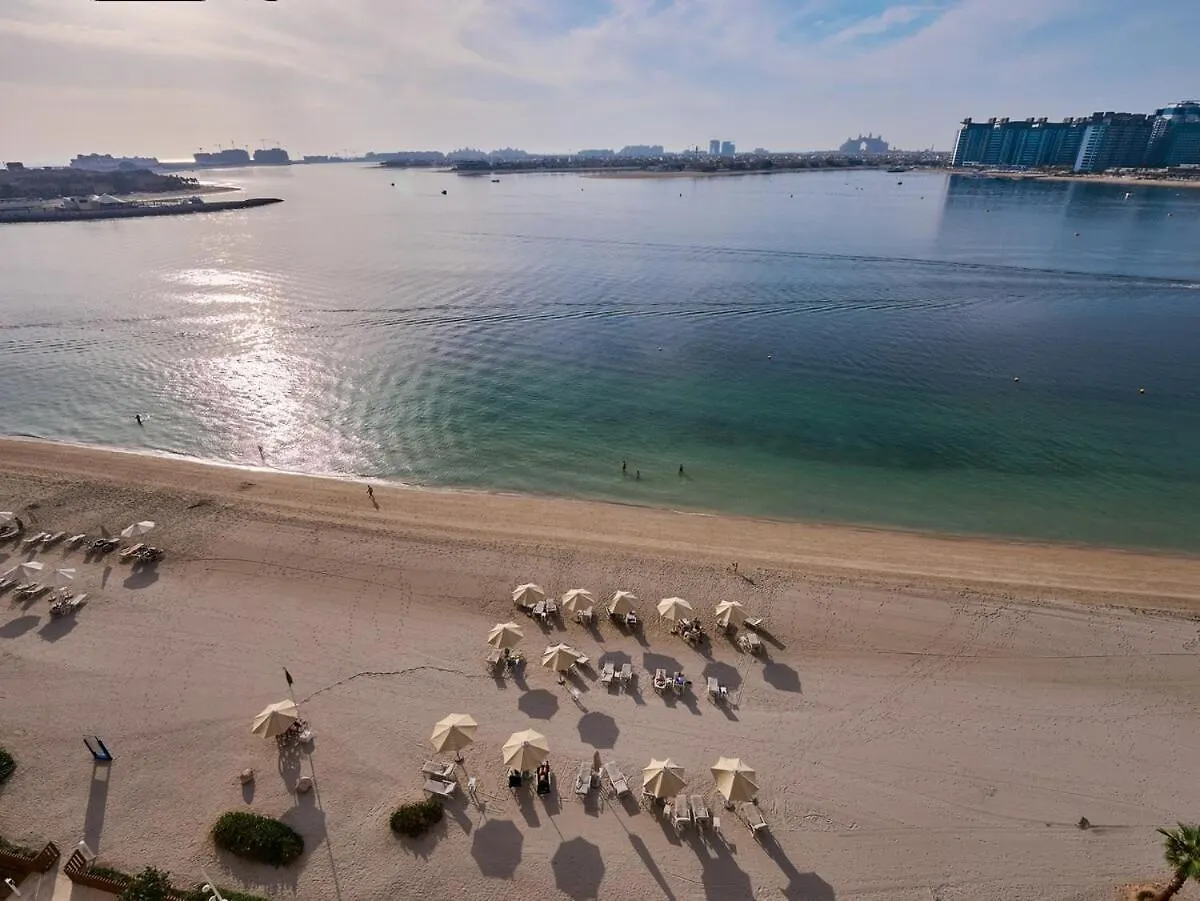 Apartment Utra Lux Large 1 Bedroom With Sunset Views And Private Beach