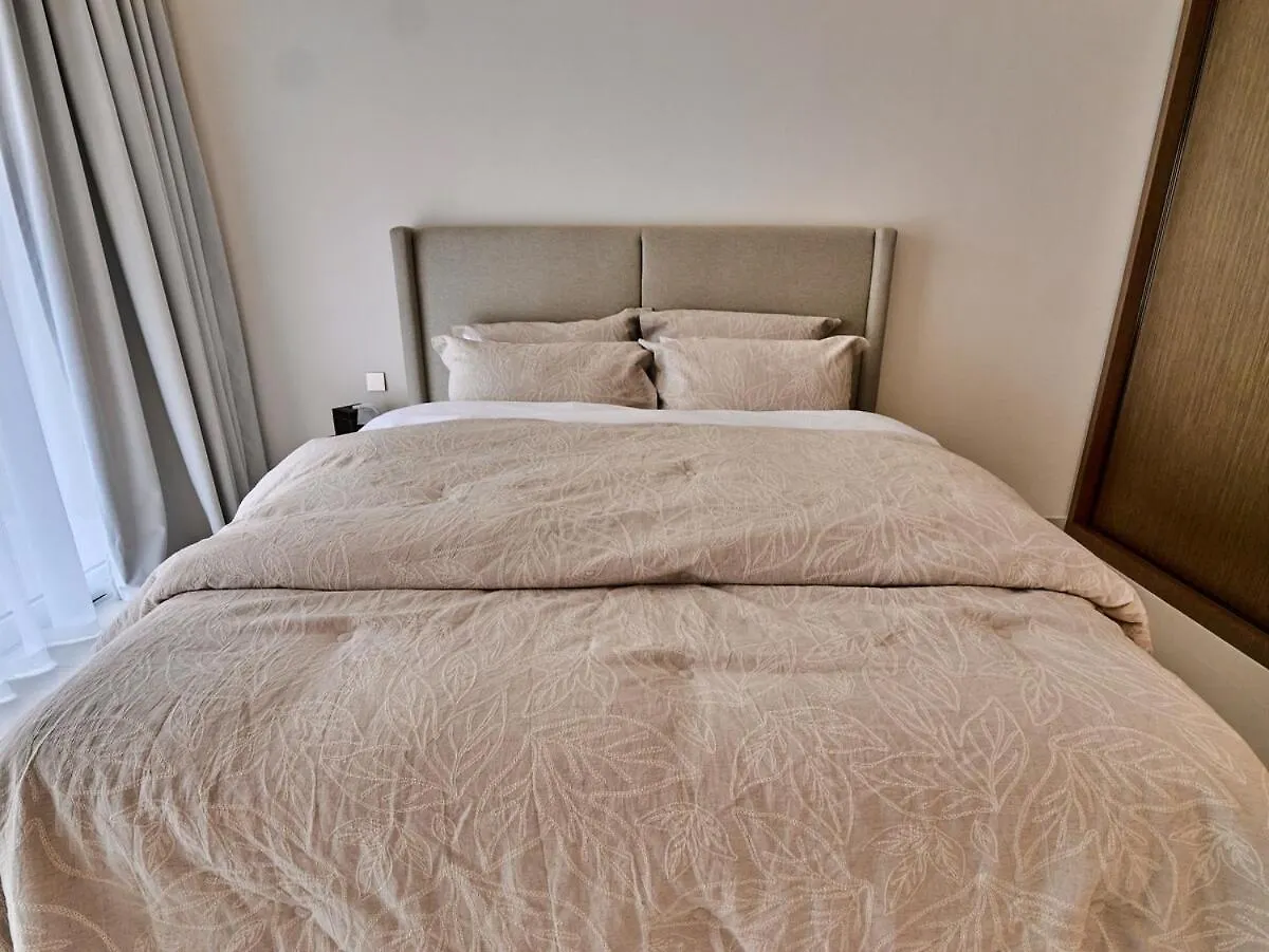Utra Lux Large 1 Bedroom With Sunset Views And Private Beach 0*, Dubai